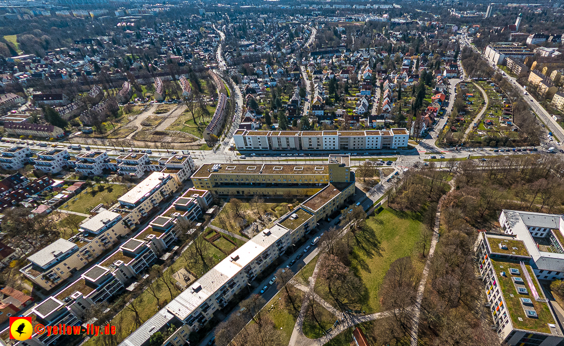 21.03.2023 - Luftbilder von der Baustelle Maikäfersiedlung in Berg am Laim
